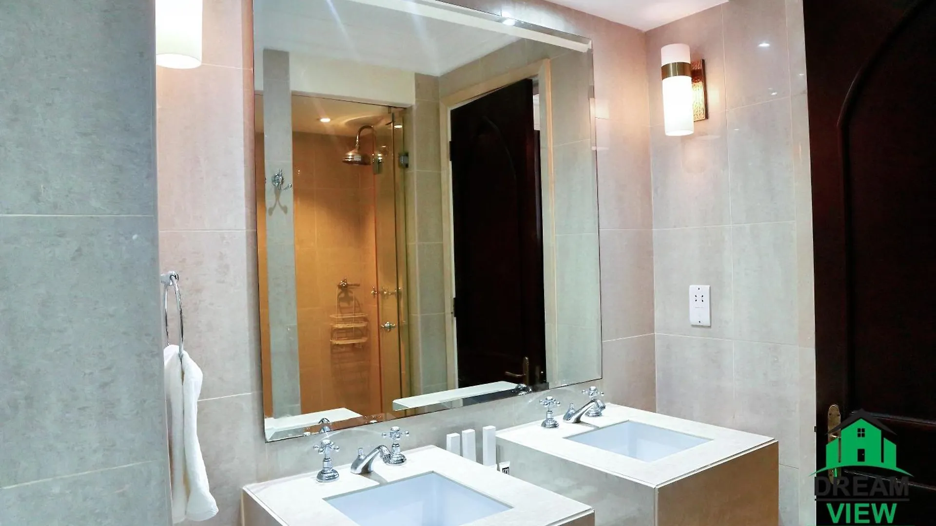 Full View Burj Khalifa And Fountains -Souk Al Bahar- Dream View Holiday Home Rental Dubaj