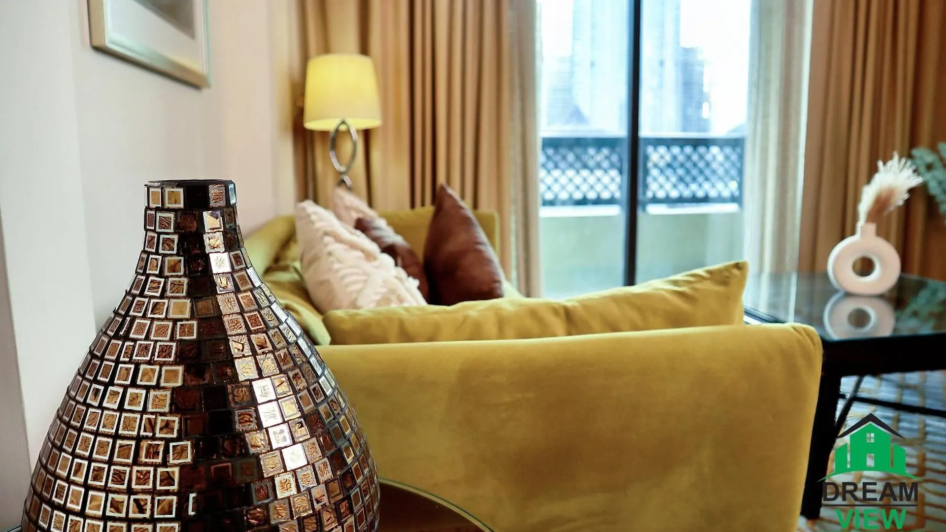 Full View Burj Khalifa And Fountains -Souk Al Bahar- Dream View Holiday Home Rental Dubaj Apartmán